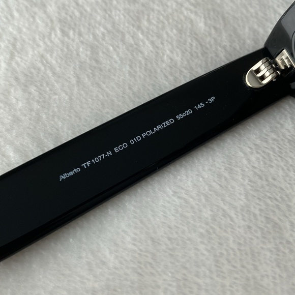 Tom Ford Alberto Polarized Square Sunglasses (TF1077N, Black/Gray) - Picture 14 of 16